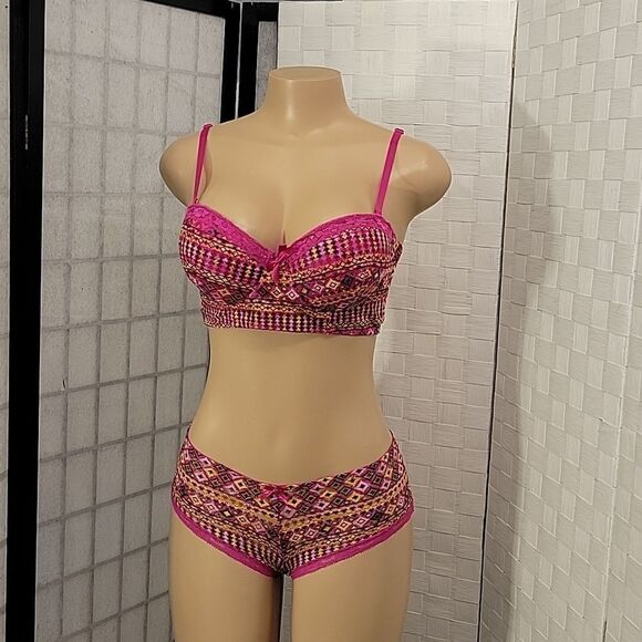 BRAND NEW BLACK FUCHSIA BY SECRET LACE LLC MULTI-COLOR PANTIE & BRA  LACE SET - Picture 2 of 10